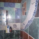 Bad mit Dusche und WC in der Waidhaisl Hütt’n